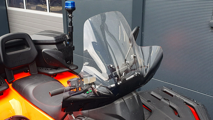 SHARK ATV priekinis stiklas universalus + montavimo komplektas