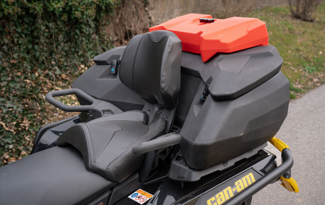 Shark galinė daiktadėžė AX130 CAN-AM OUTLANDER 570 / 650 / 1000 G2 G3