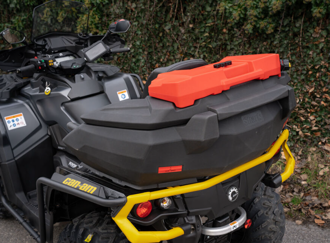 Shark galinė daiktadėžė AX130 CAN-AM OUTLANDER 570 / 650 / 1000 G2 G3